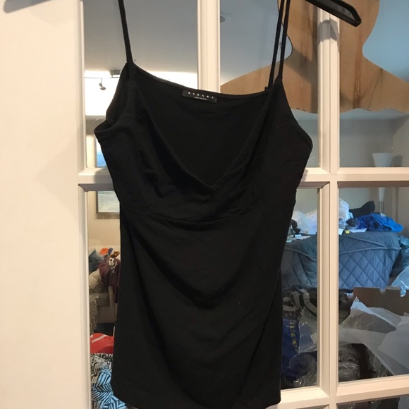 Sisley Tops - Sisley tank top